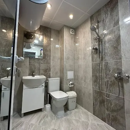 Apartament And *