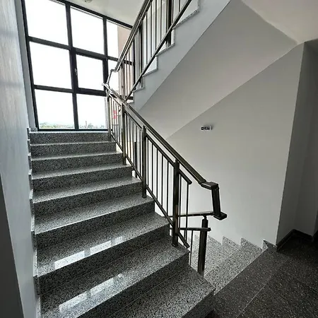 And 아파트 포마리