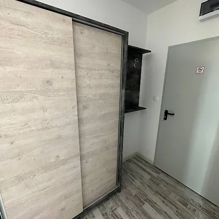 Apartament And